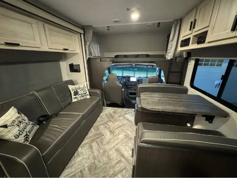 2022 Forest River Forester LE 3251DSLE photo 11