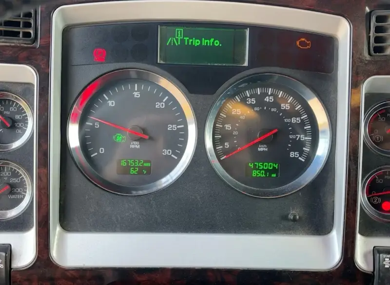 2020 Kenworth W900 photo 19