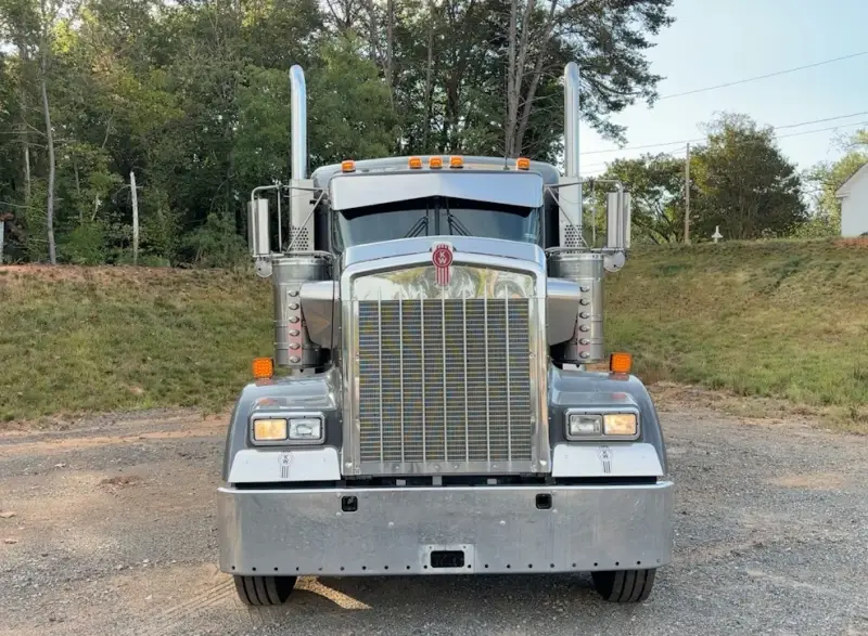 2020 Kenworth W900 photo 8