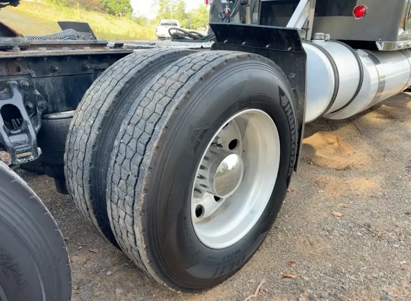 2020 Kenworth W900 photo 40