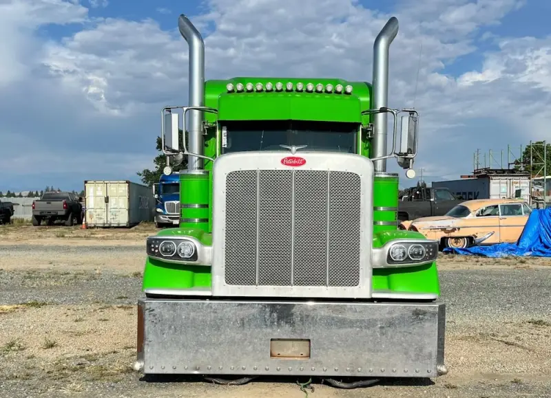 2023 Peterbilt 389 Cummins X15 photo 7