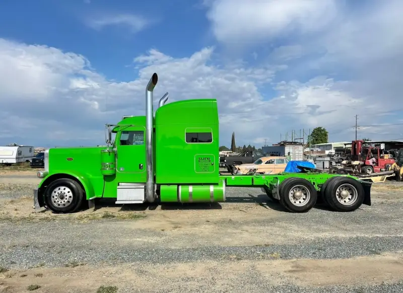 2023 Peterbilt 389 Cummins X15 photo 5