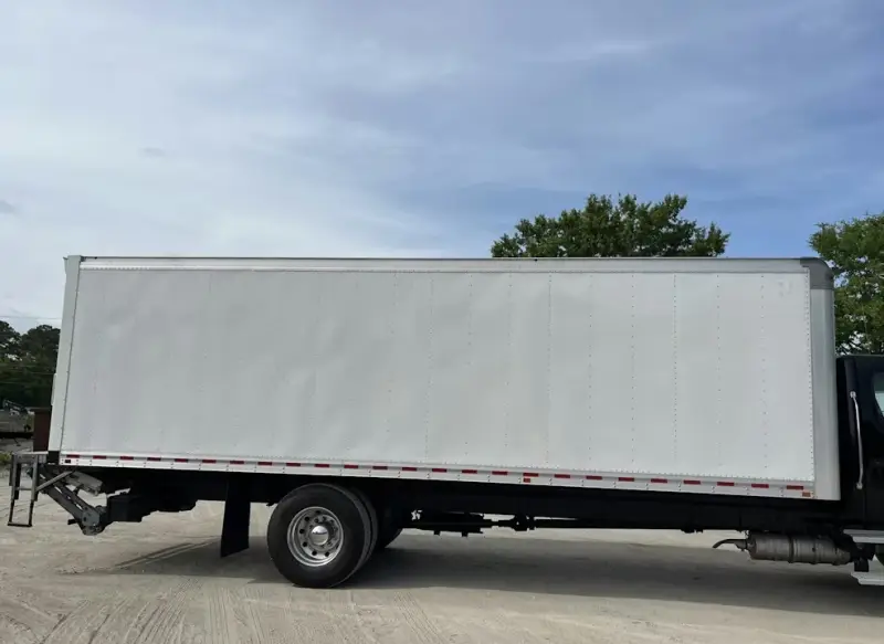 2022 Freightliner M2 photo 10