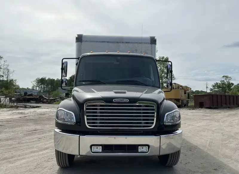 2022 Freightliner M2 photo 7