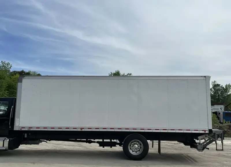 2022 Freightliner M2 photo 9
