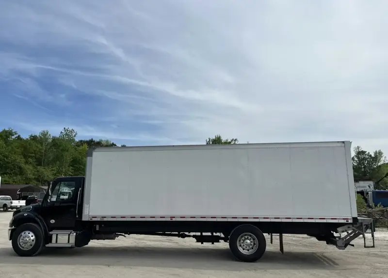 2022 Freightliner M2 photo 5
