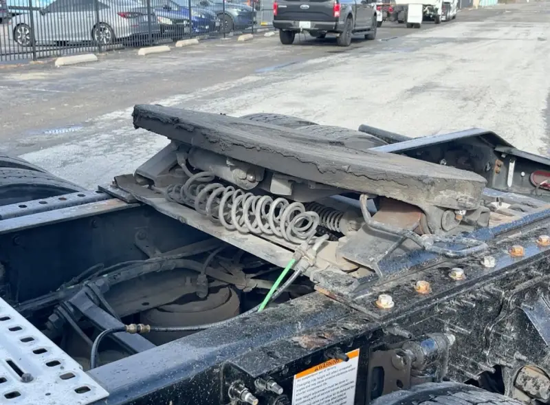 2022 Volvo VNL760 photo 10