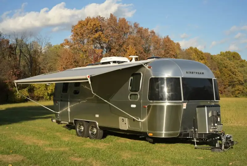 2022 Airstream Flying Cloud 25’ – Mint Condition photo 14