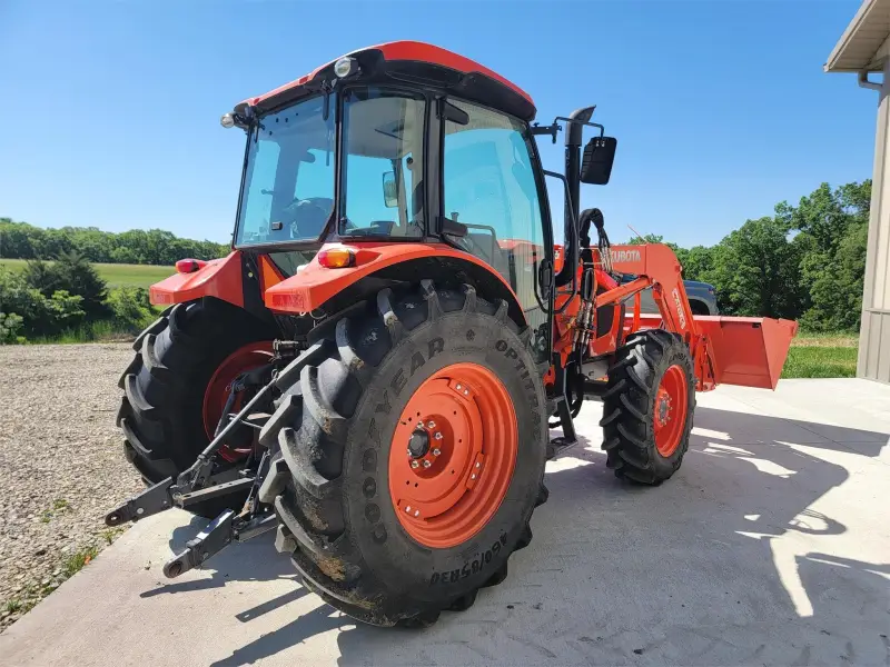 2020 KUBOTA M5-111D Front Loader photo 4