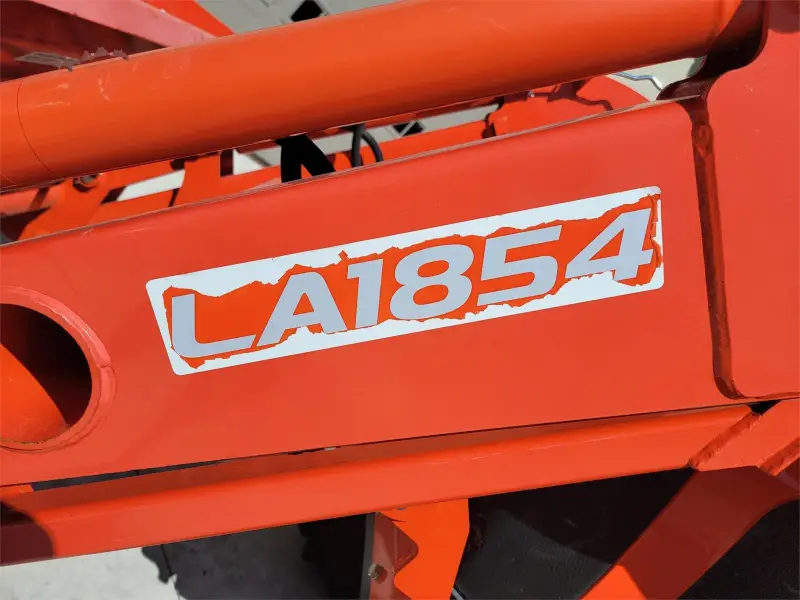 2020 KUBOTA M5-111D Front Loader photo 35
