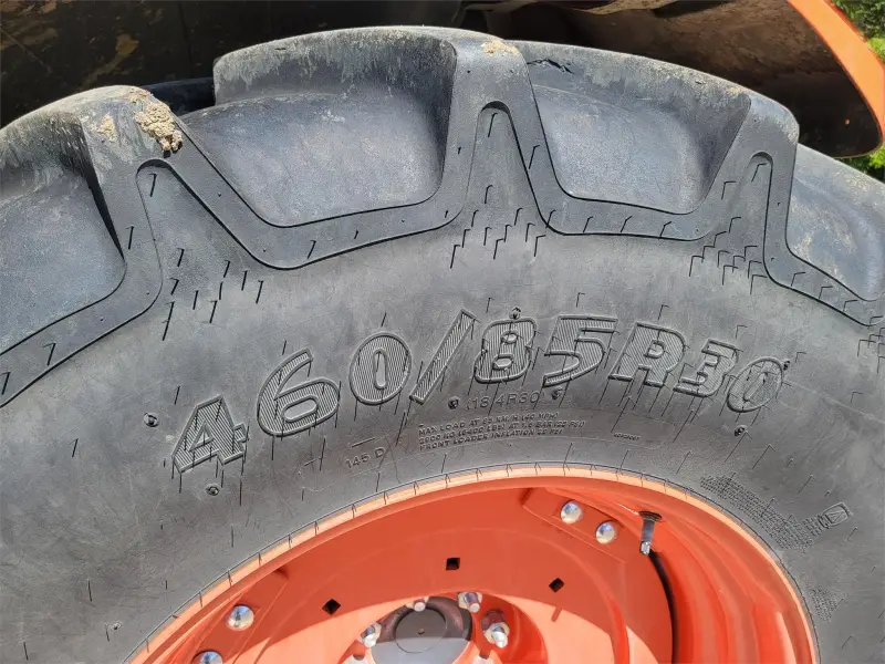 2020 KUBOTA M5-111D Front Loader photo 16