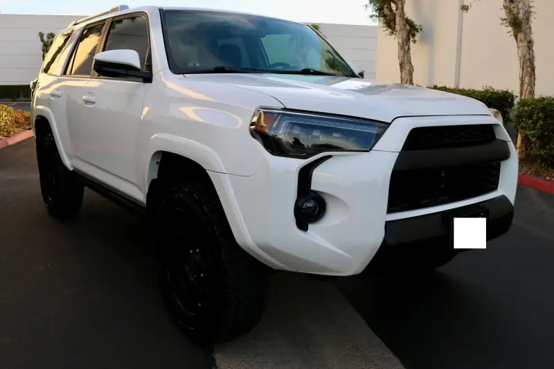 2016 Toyota 4Runner SR5 4x4 photo 16