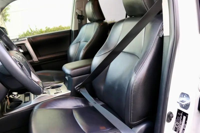 2016 Toyota 4Runner SR5 4x4 photo 24