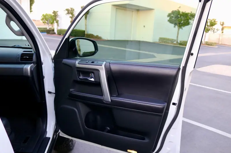 2016 Toyota 4Runner SR5 4x4 photo 31