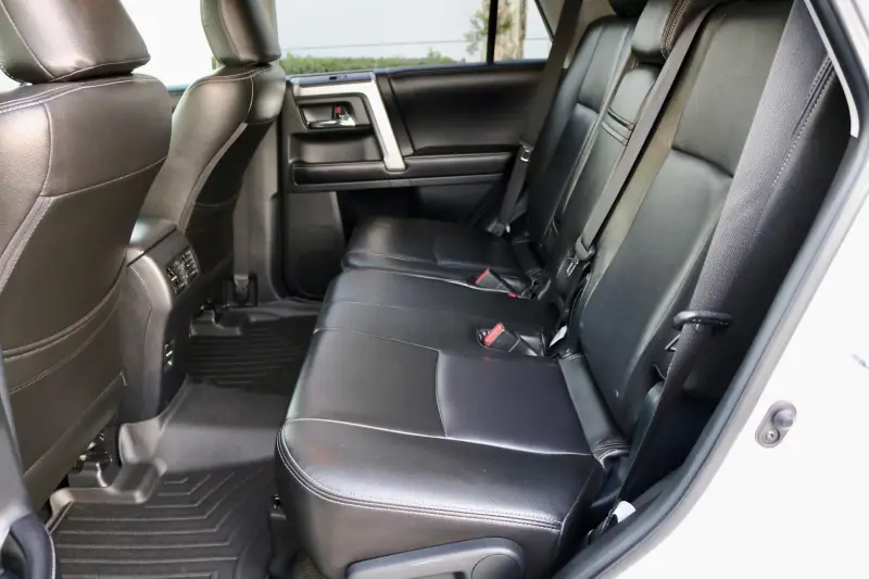 2016 Toyota 4Runner SR5 4x4 photo 22