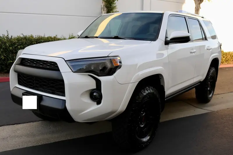 2016 Toyota 4Runner SR5 4x4 photo 8