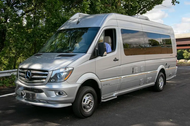 2018 Airstream Interstate EXT 4WD Grand Tour photo 25