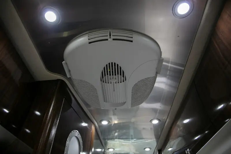 2018 Airstream Interstate EXT 4WD Grand Tour photo 16
