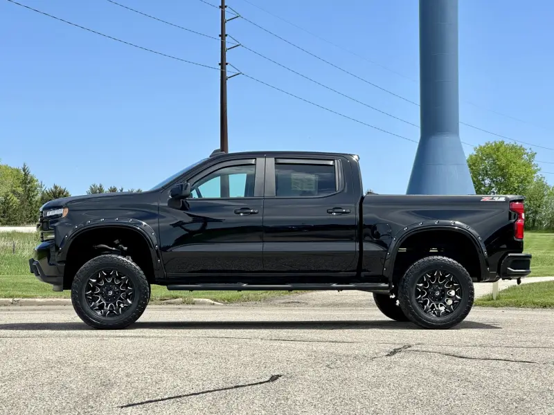 2019 Chevrolet Silverado 1500 Crew Cab RST 4×4 Z92 photo 2