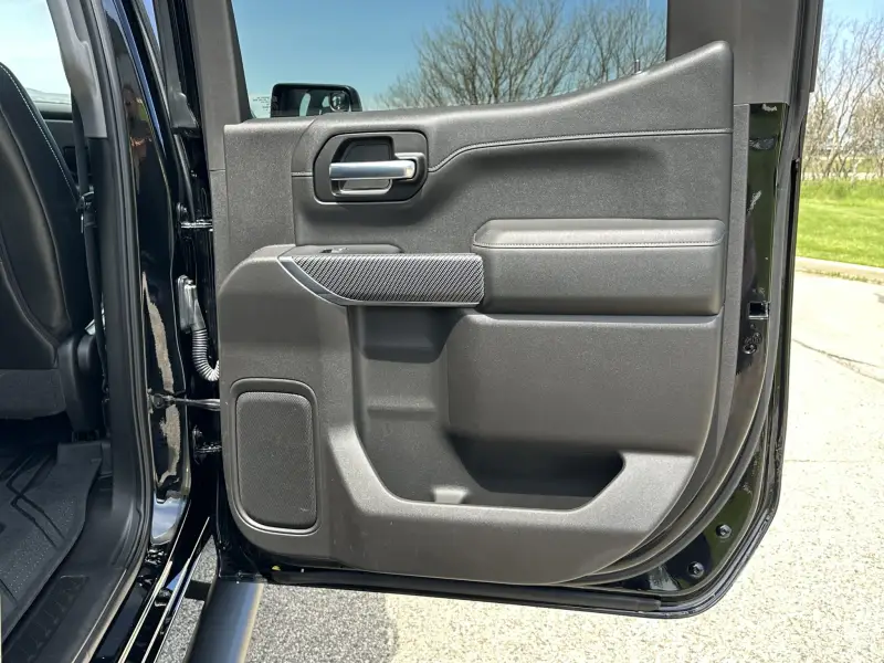 2019 Chevrolet Silverado 1500 Crew Cab RST 4×4 Z92 photo 13