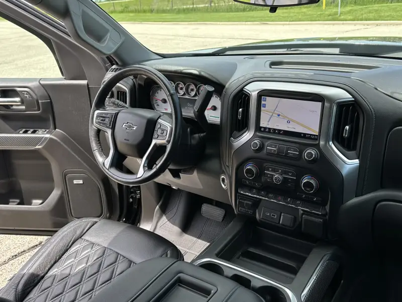 2019 Chevrolet Silverado 1500 Crew Cab RST 4×4 Z92 photo 14
