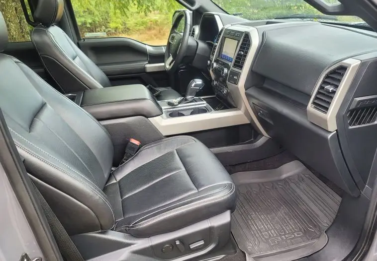 2020 Ford F150 Lariat SuperCrew photo 42
