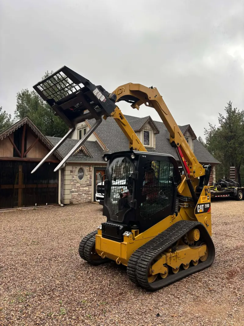 2018 Caterpillar 259D Compact Track Loader photo 11