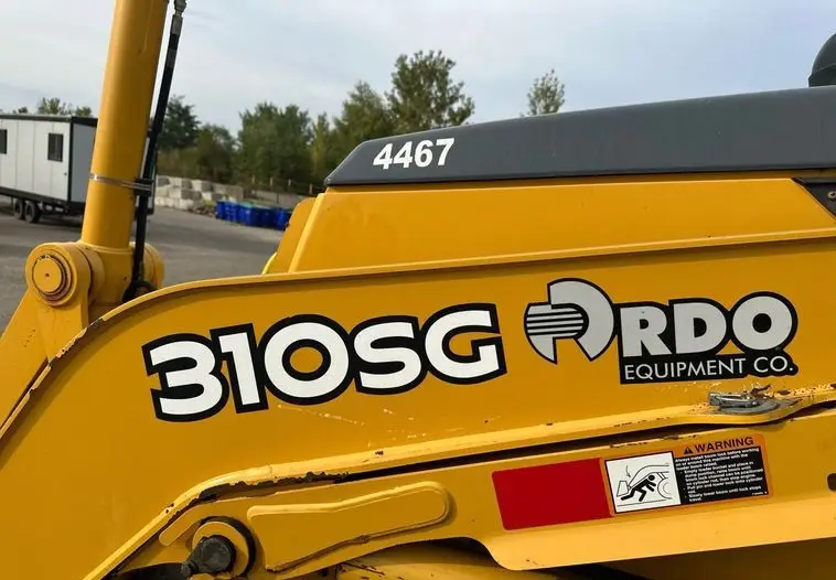 2006 John Deere 310SG Backhoe photo 9