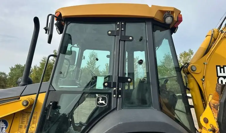 2006 John Deere 310SG Backhoe photo 45
