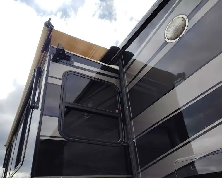 2007 Newmar Dutch Star 4304 photo 77
