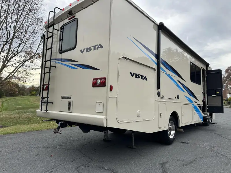 2019 Winnebago Vista 29VE photo 14