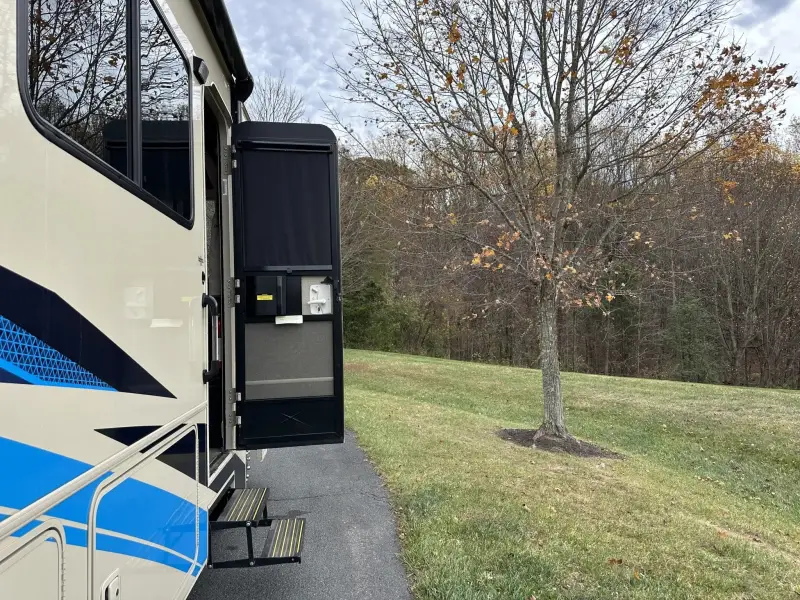 2019 Winnebago Vista 29VE photo 38