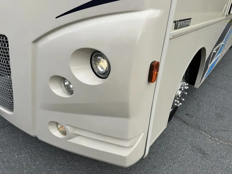 2019 Winnebago Vista 29VE photo 12