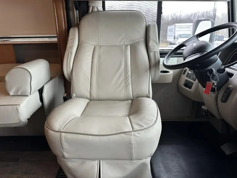 2019 Winnebago Vista 29VE photo 27