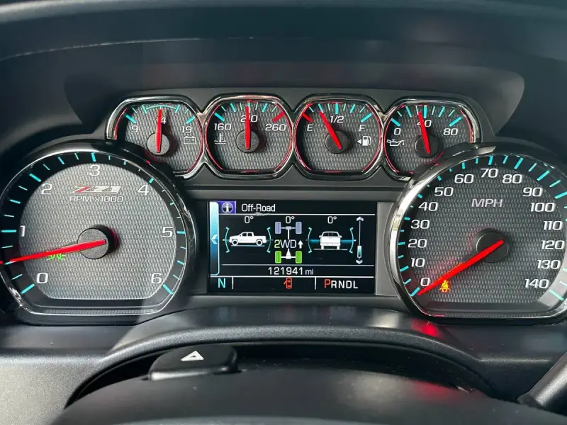 2019 Chevrolet Silverado 1500 Crew Cab Z71 photo 10