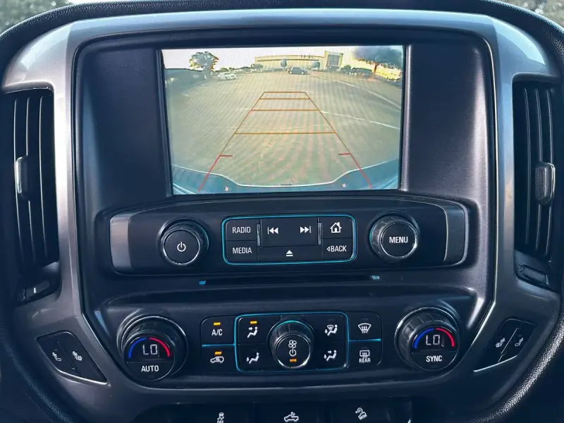 2019 Chevrolet Silverado 1500 Crew Cab Z71 photo 13