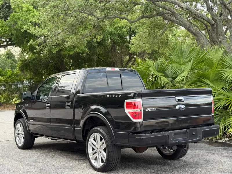2014 Ford  F-150 LIMITED photo 2