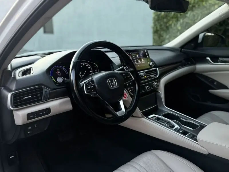 2022 Honda Accord photo 15