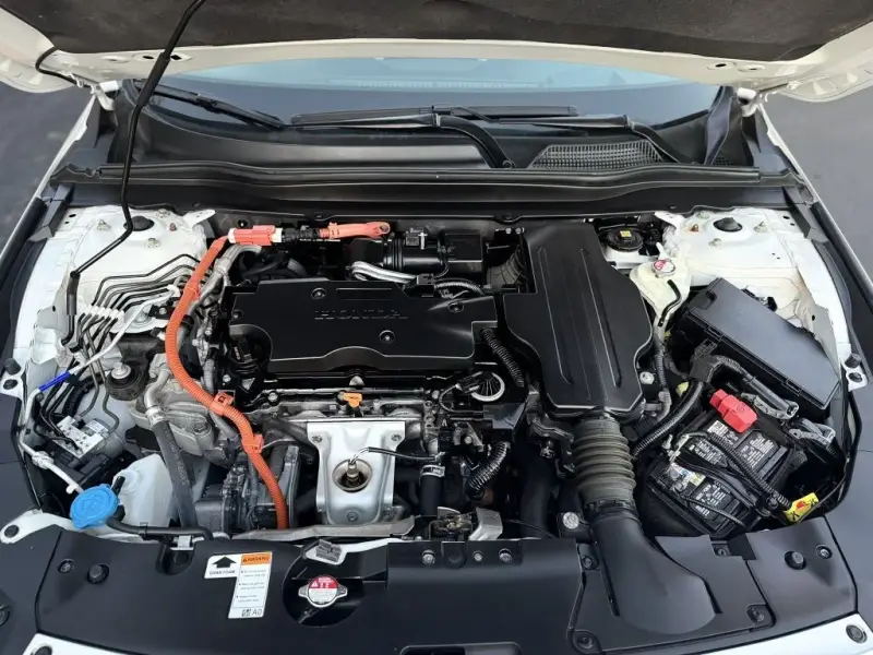 2022 Honda Accord photo 24