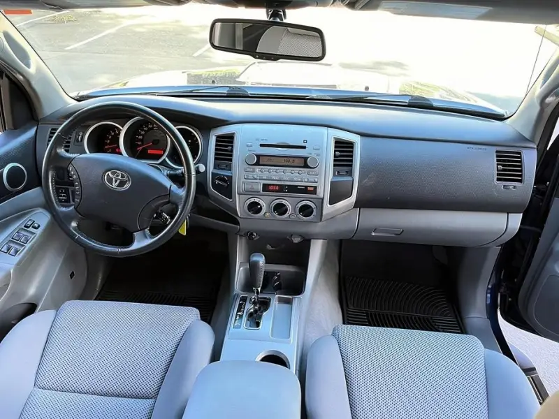 2008 Toyota Tacoma 4WD photo 14