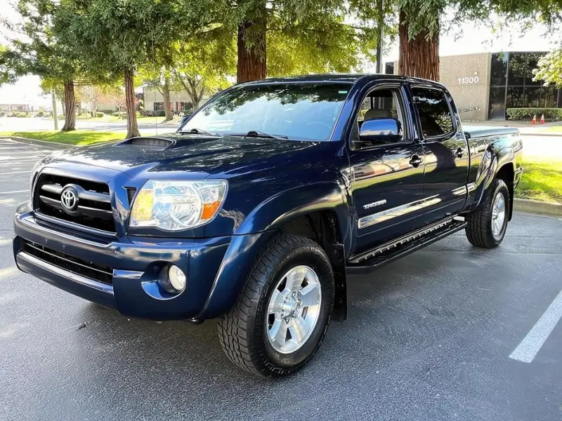 2008 Toyota Tacoma 4WD photo 3