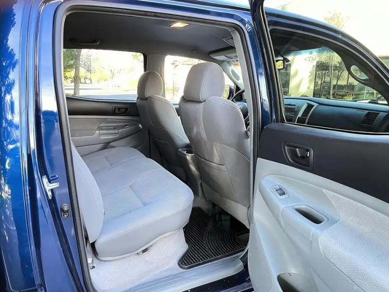 2008 Toyota Tacoma 4WD photo 13