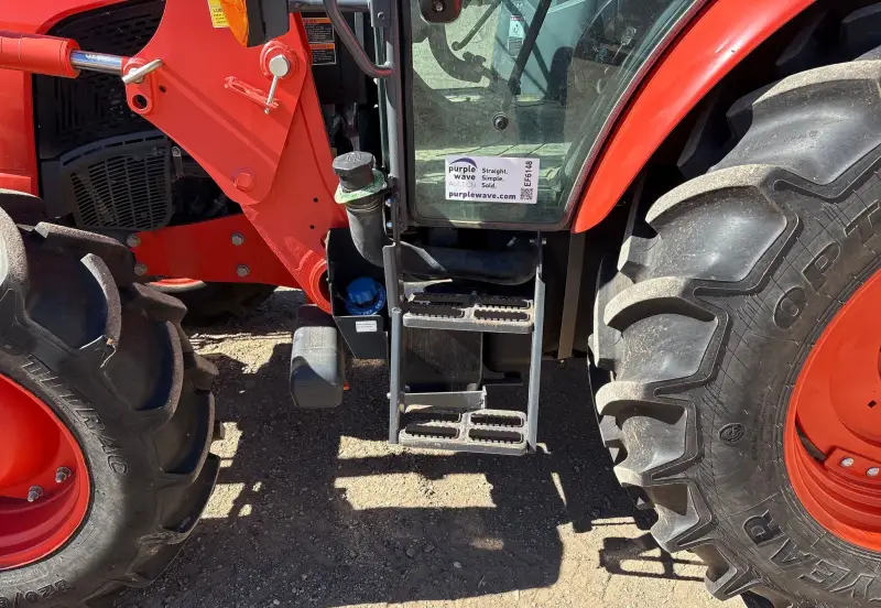 2022 Kubota M5-111D photo 27