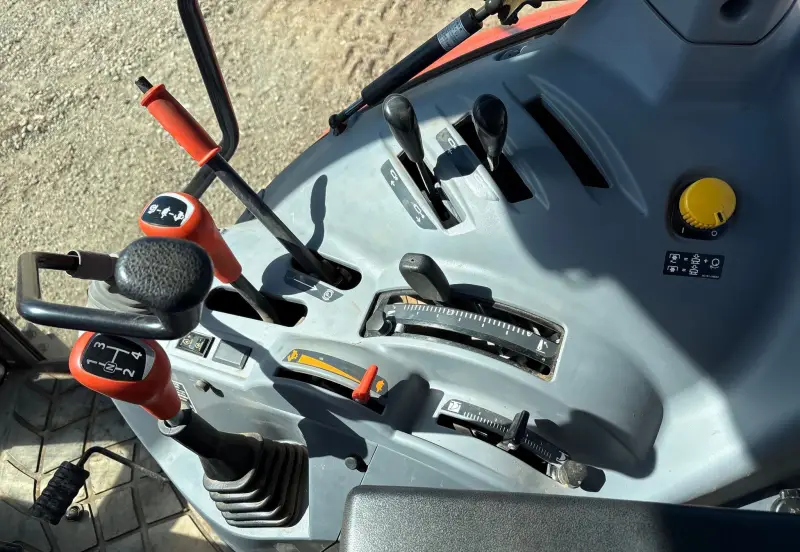 2022 Kubota M5-111D photo 42