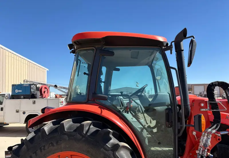 2022 Kubota M5-111D photo 18