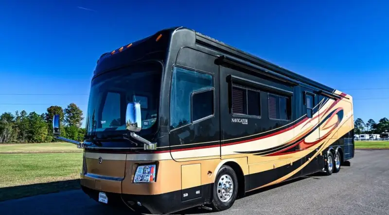 2008 Holiday Rambler Navigator photo 3